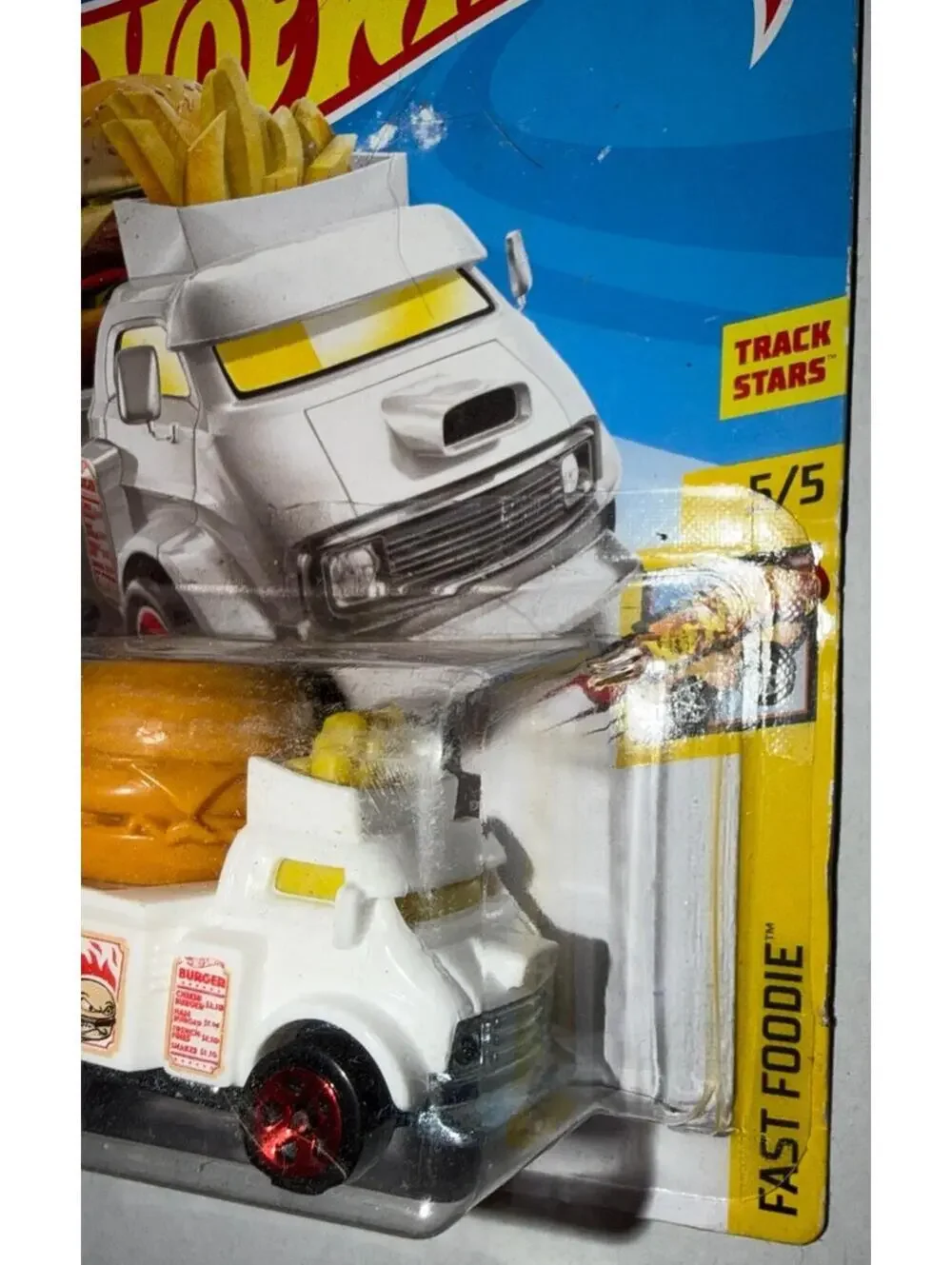 Hot Wheels Buns of Steel Fast Foodie Diecast Truck 1:64 White Yellow Red 2018
